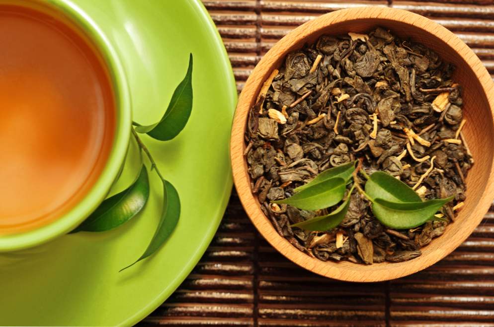 Чай natural. Чай и кофе. Зеленый чай. Черный и зеленый чай. Зеленый чай и кофе.